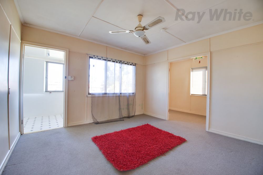 13 Hayes Street, Raceview, QLD 4305