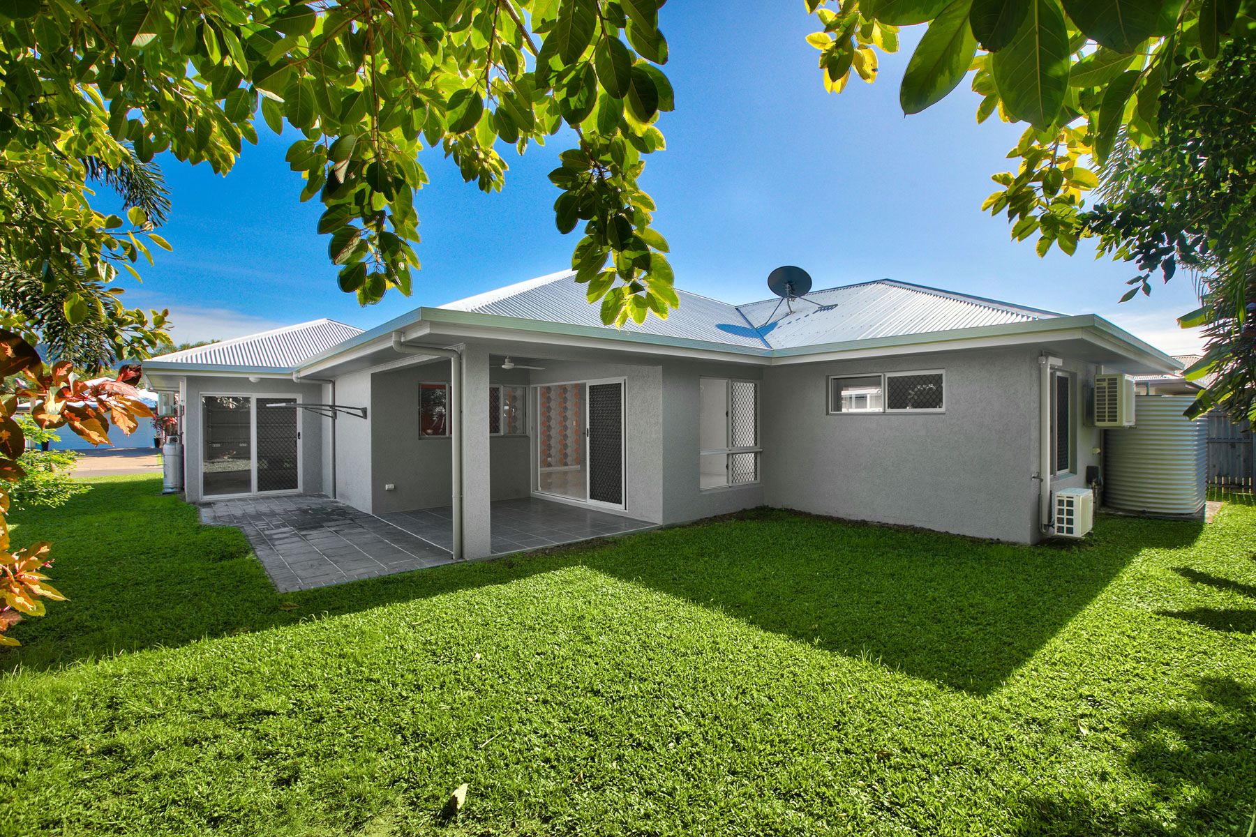 3 Como Close, Kewarra Beach, QLD 4879