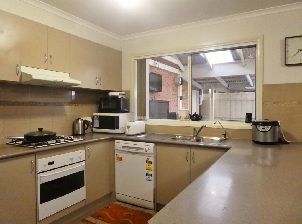 3 Nandaly Place, Cranbourne West, VIC 3977