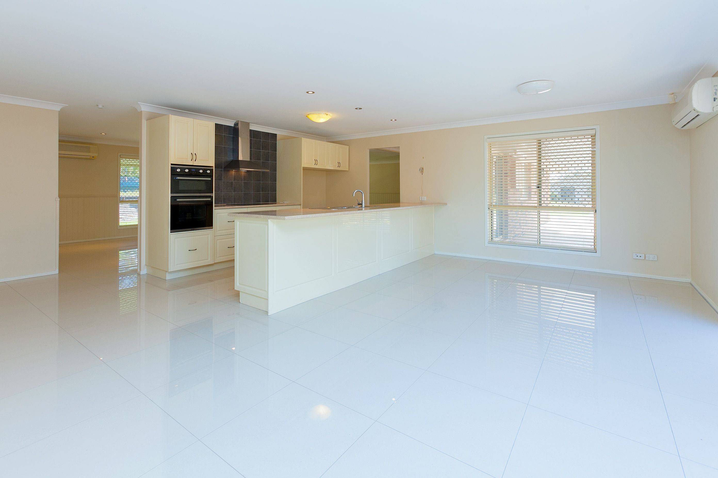 2 McGreevy Court, Camira, QLD 4300