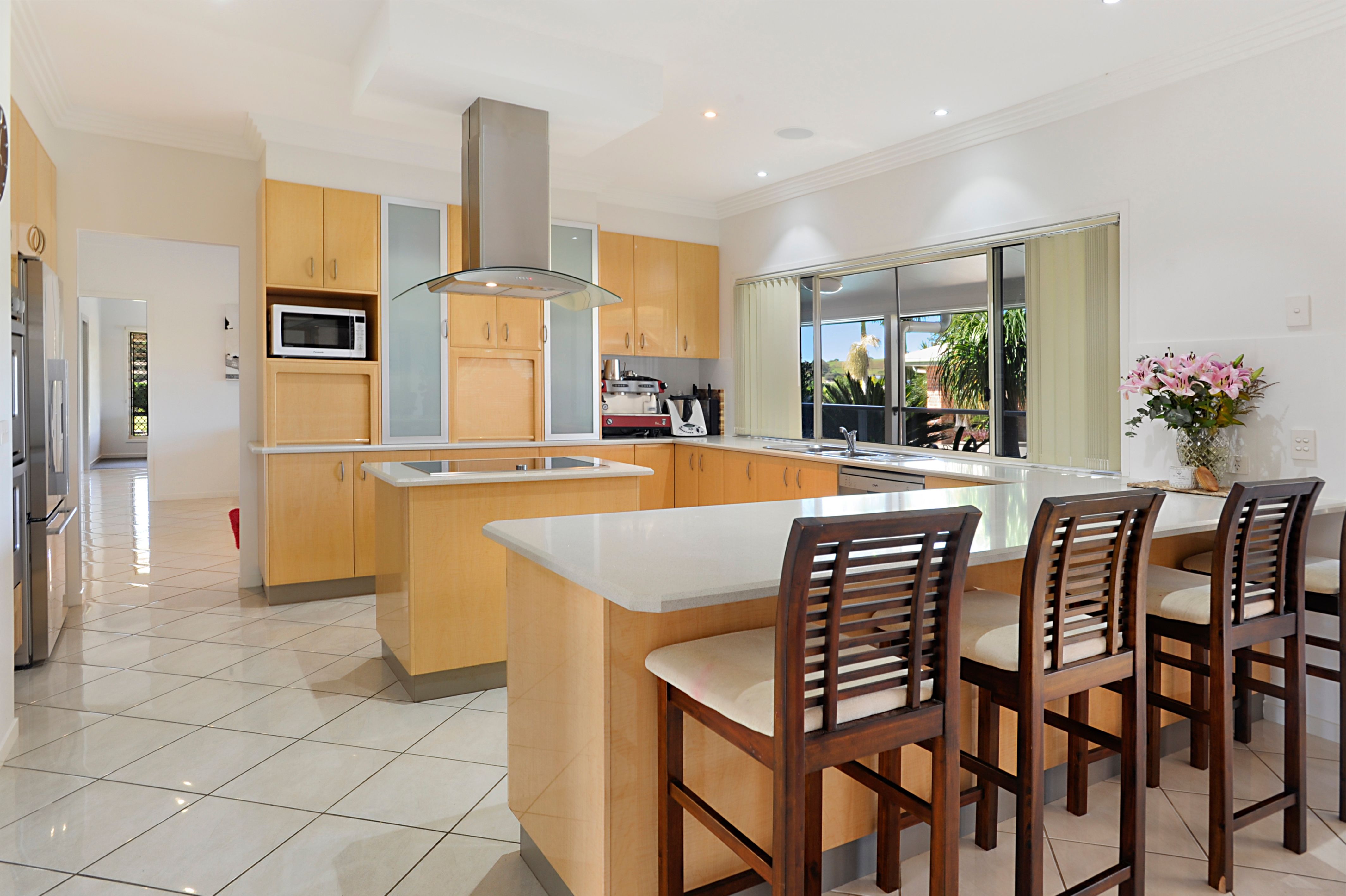 12 Sovereign Way, Samford Valley, QLD 4520