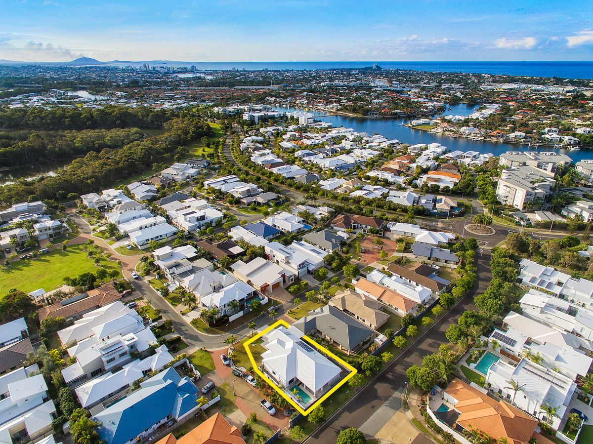 1 Castaway Court, Kawana Island, QLD 4575