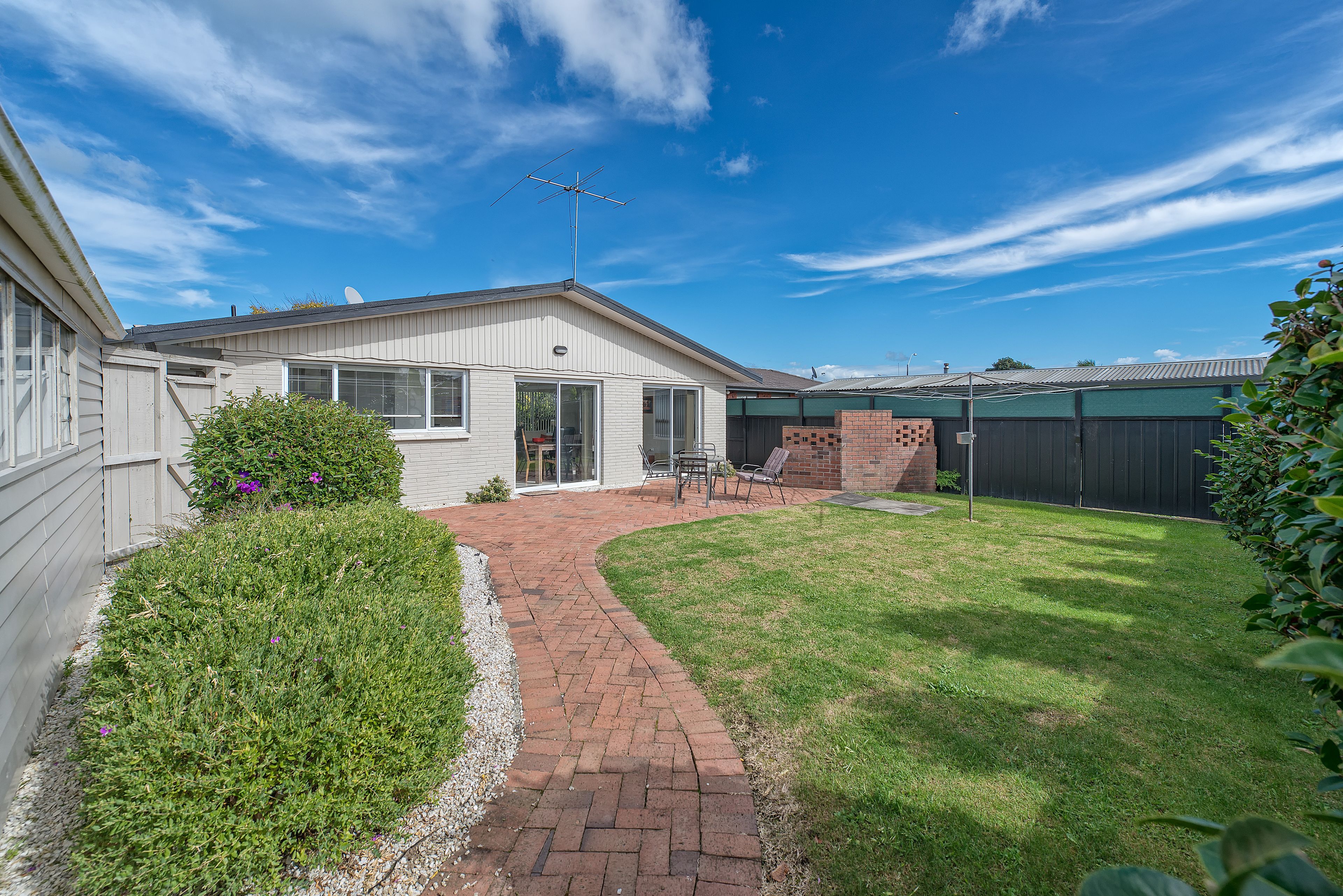 8 Waimahia Avenue, Weymouth, Manukau City