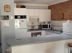 2/9 Bolton Close, Bolton Point, NSW 2283