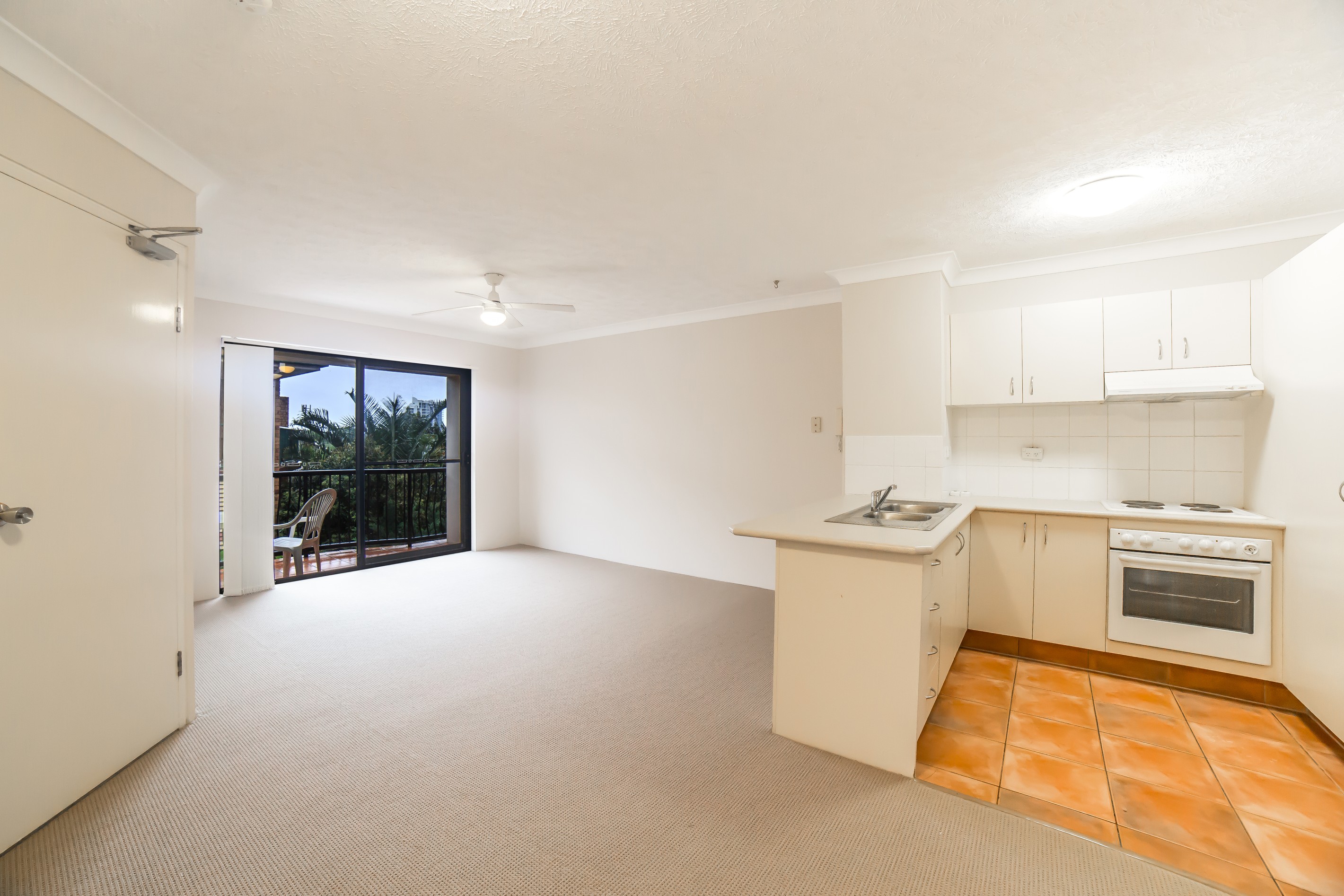 34/217-219 Scarborough Street, Southport, QLD 4215
