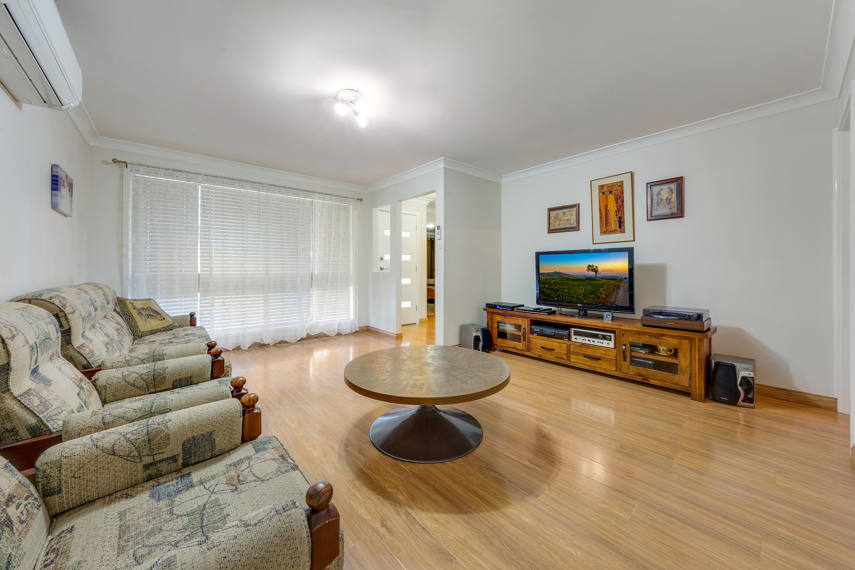 6 Whistler Avenue, Ingleburn, NSW 2565