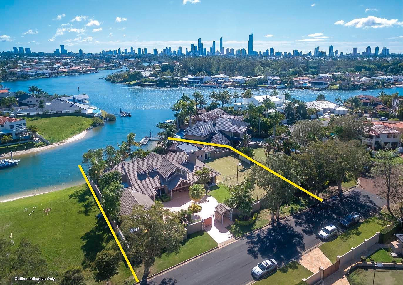 16 Freyburg Street, Sorrento, QLD 4217
