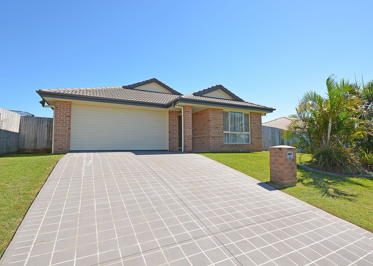 5 Peat Court, Nikenbah, QLD 4655