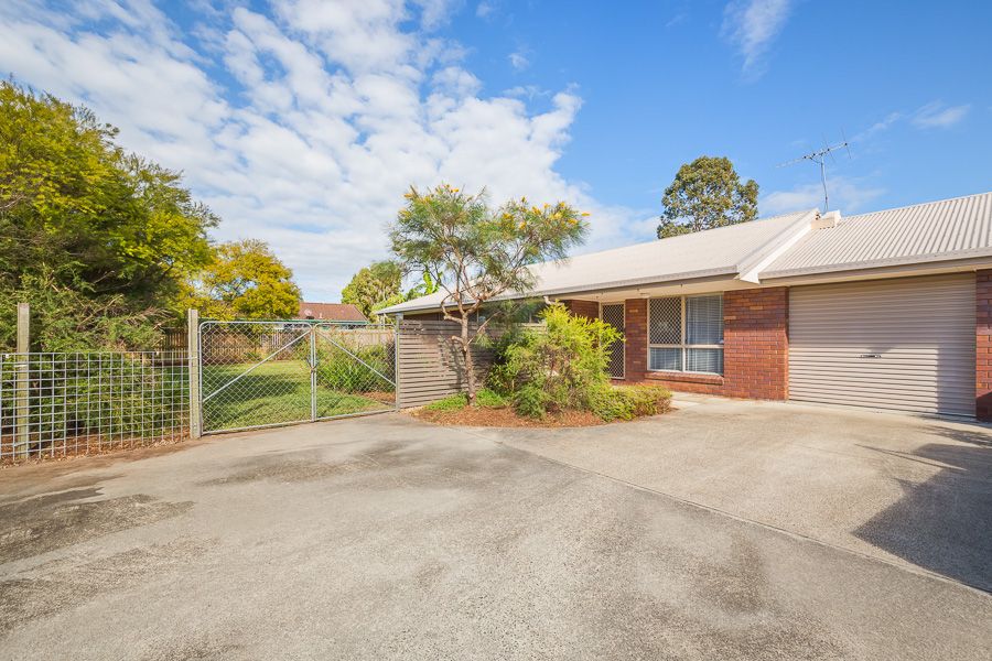 2/44 Bluebell Street, Caboolture QLD 4510