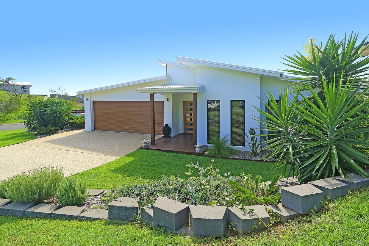 1 Solomon Crescent, Pacific Heights, QLD 4703