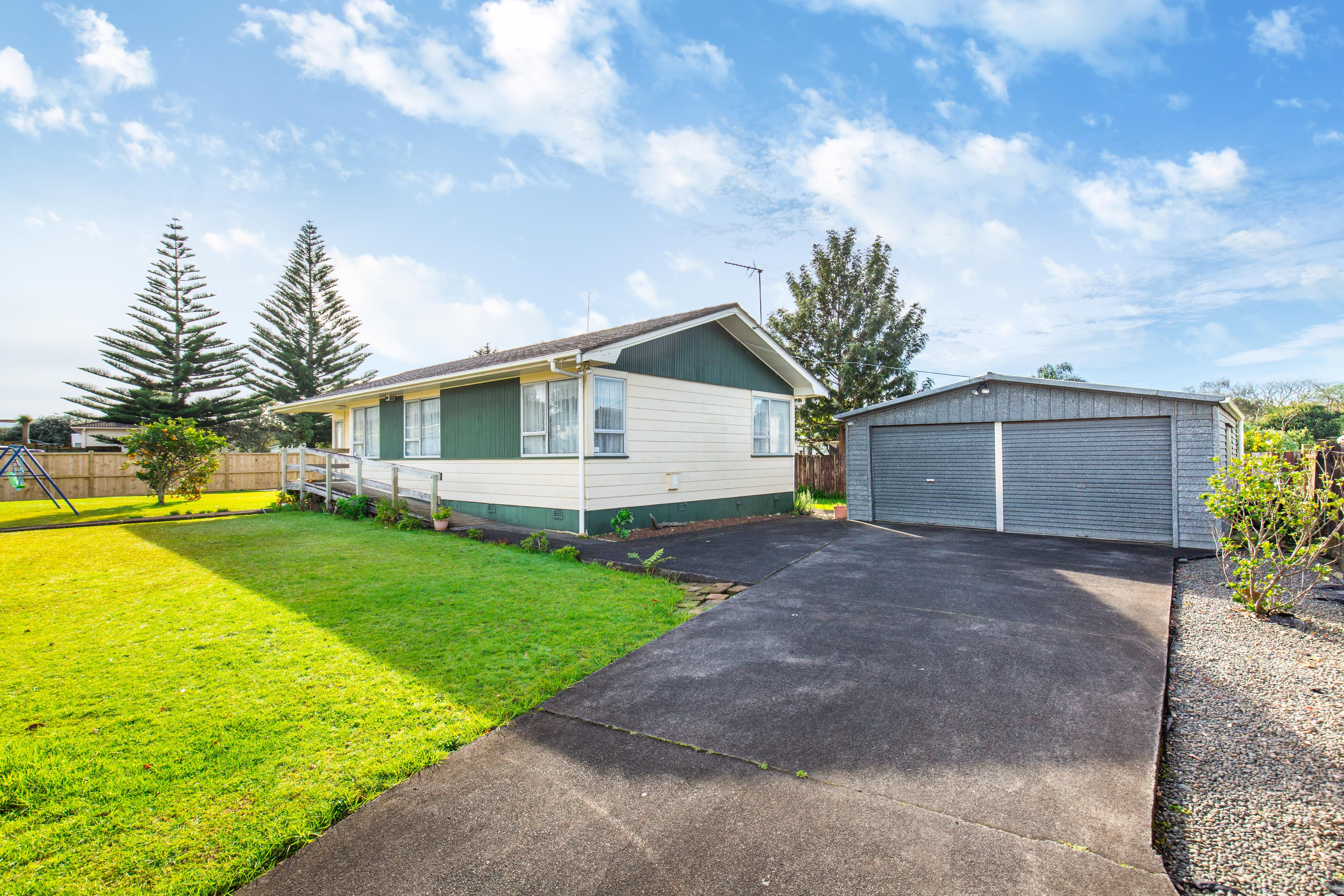 138 Mahia Road, Wattle Downs, Manukau City