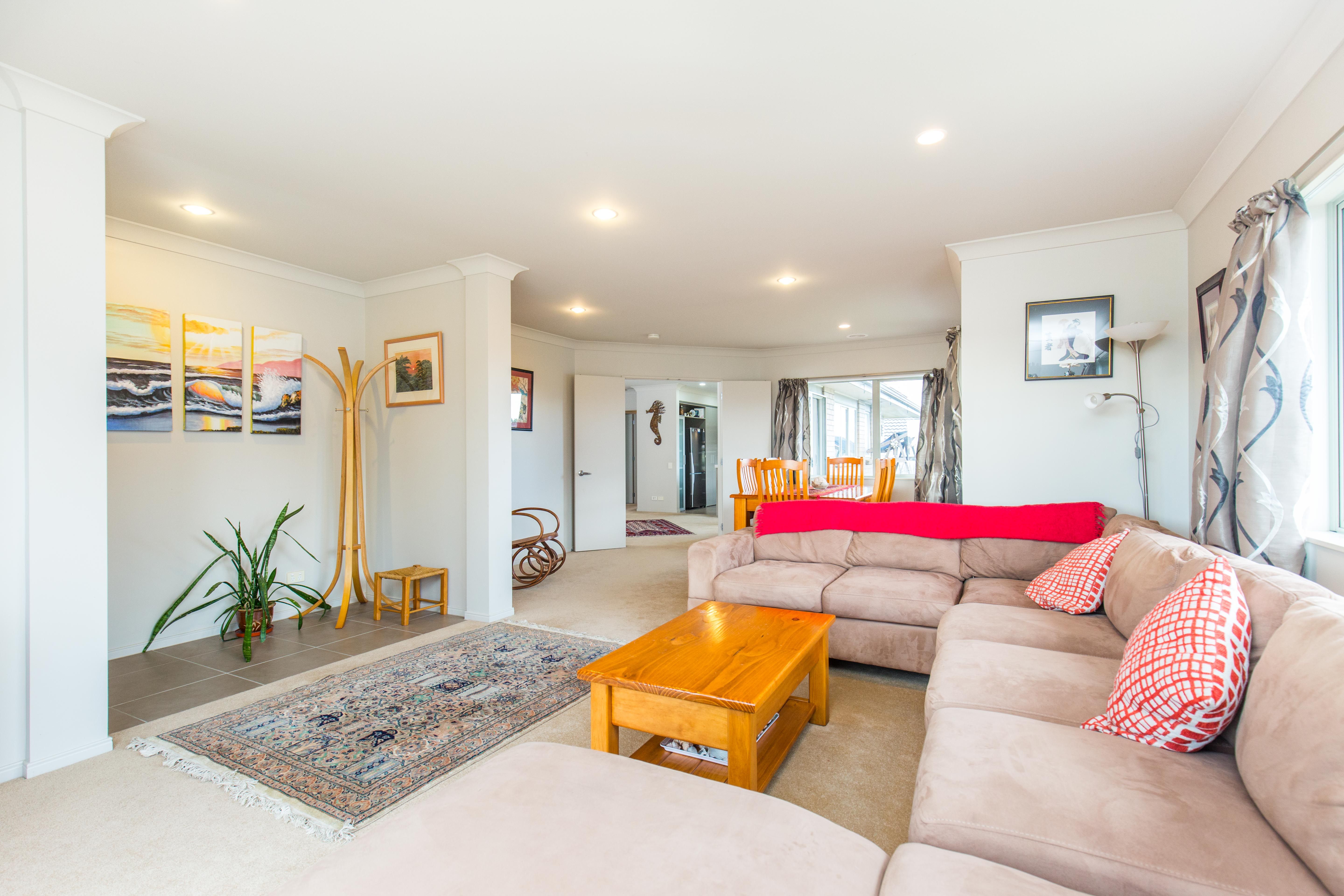 48 Hadley Wood Drive, Wattle Downs, Manukau City