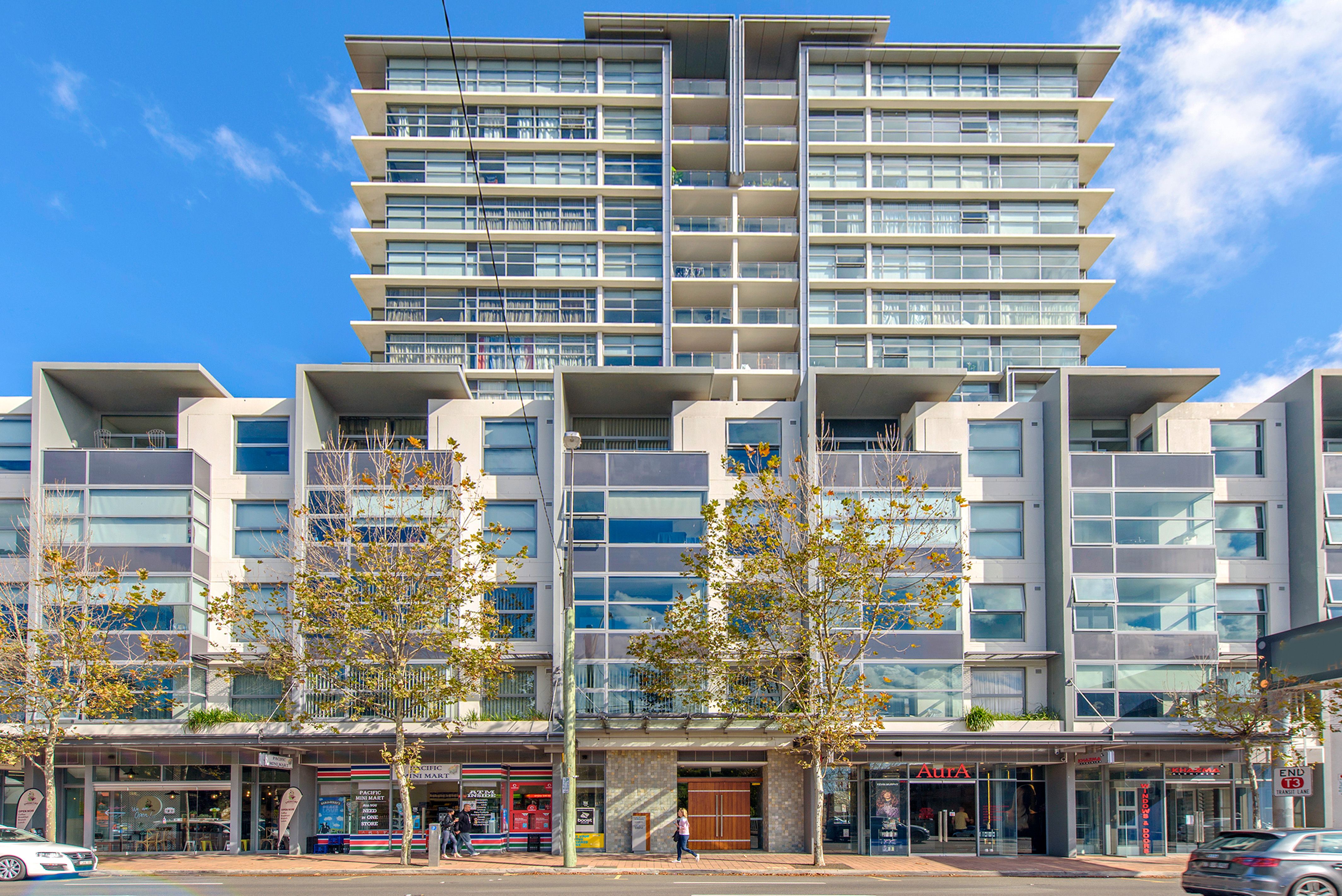 220 Pacific Highway, Crows Nest NSW 2065