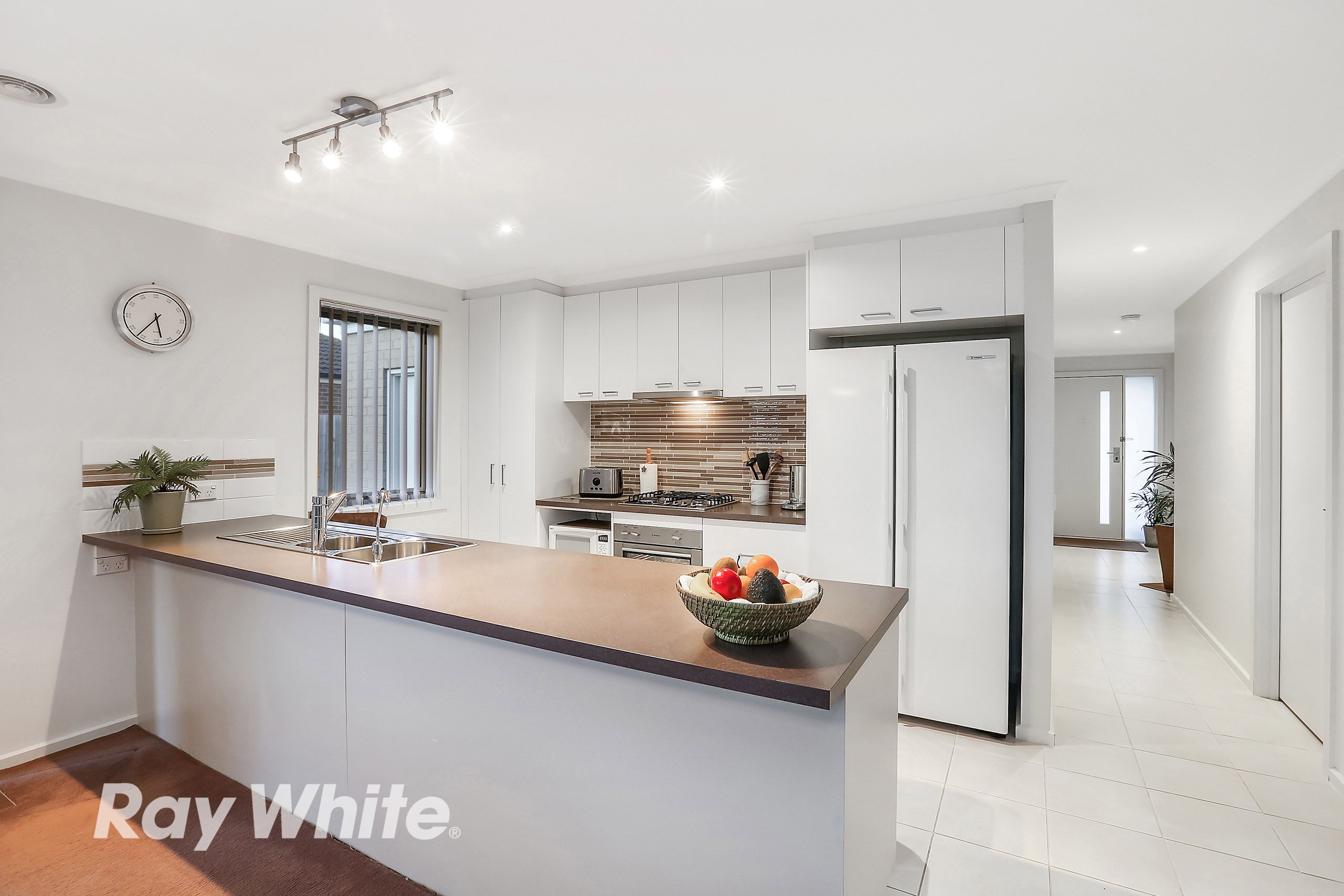 27 Streeton Close, Corio, VIC 3214
