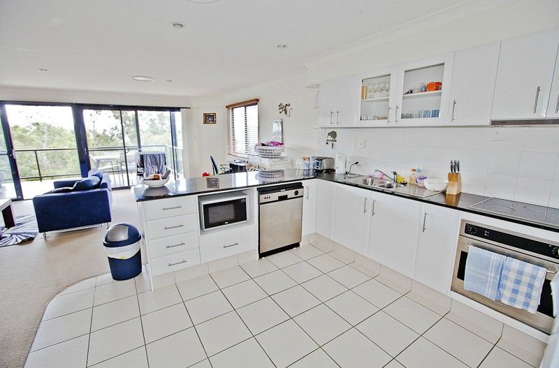 11/2 Ridgeline Way, Highland Park, QLD 4211