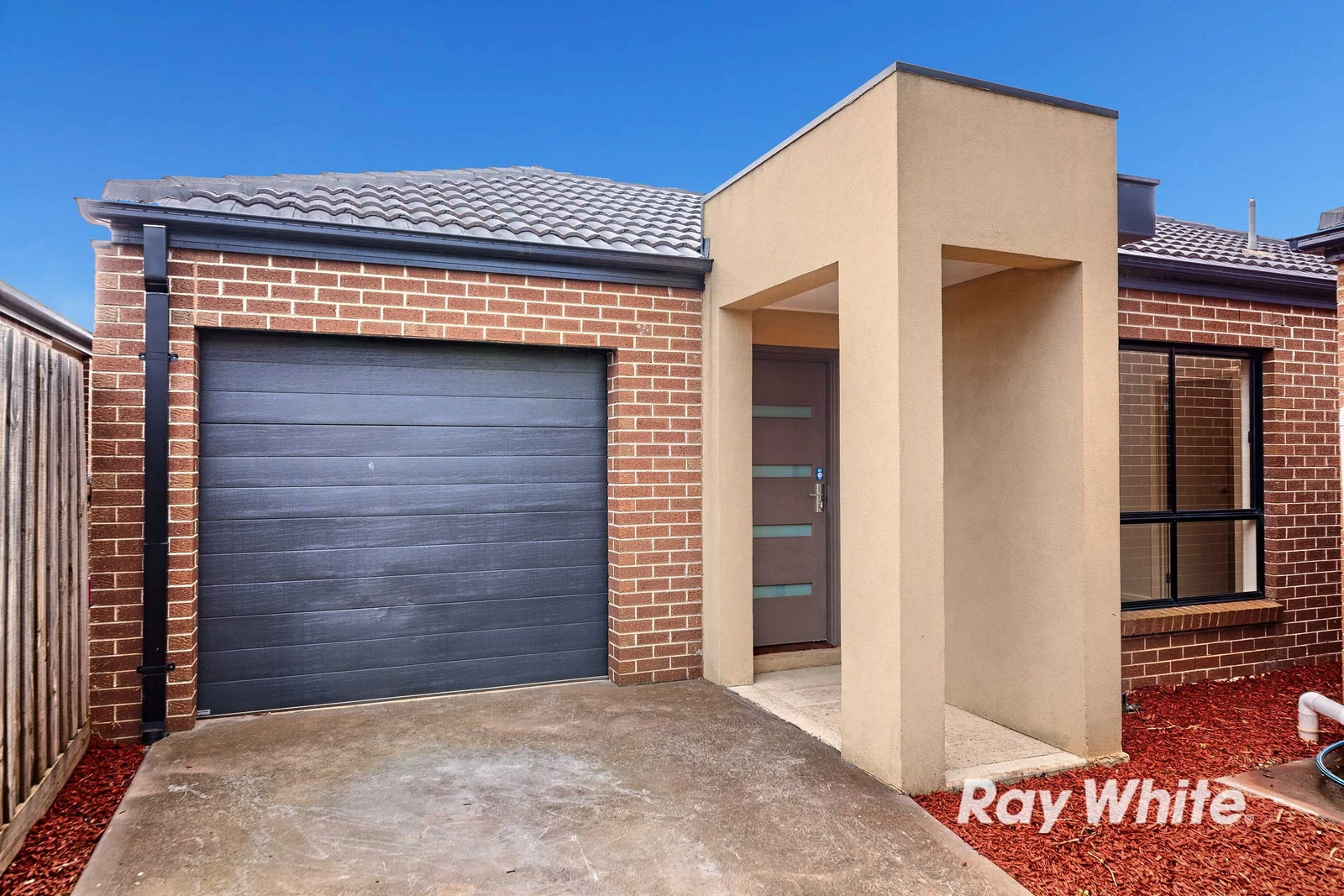 2/60 Toritta Way, Truganina, VIC 3029
