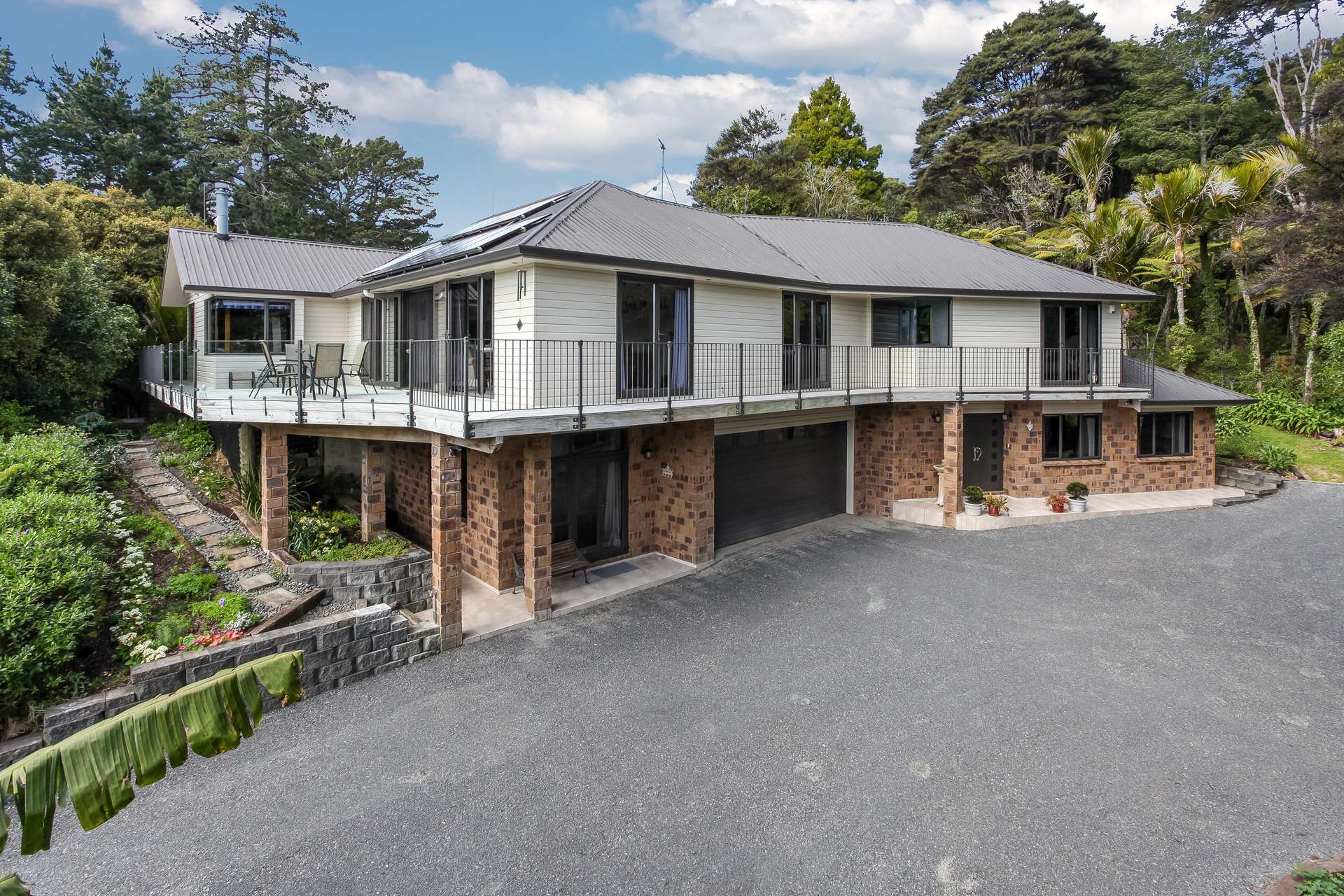 400 Ponga Road photo 0