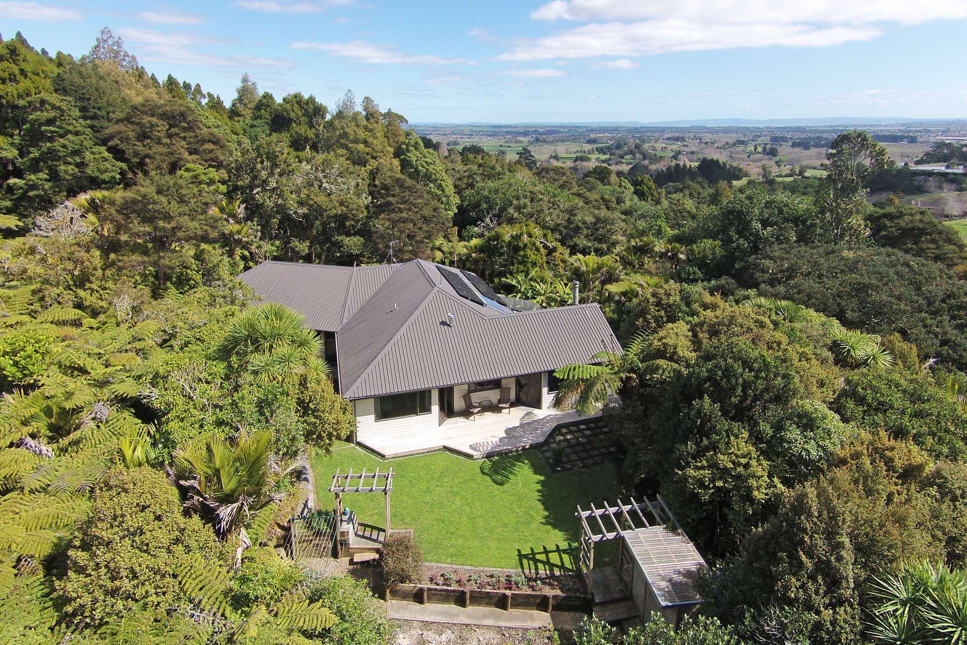 400 Ponga Road photo 2