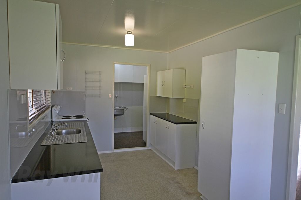21 Dampier Avenue, Eagleby, QLD 4207