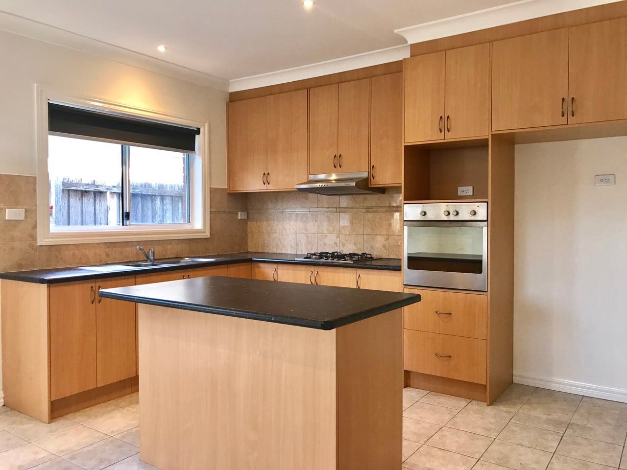 2/4 Frederick Street, Thomastown, VIC 3074