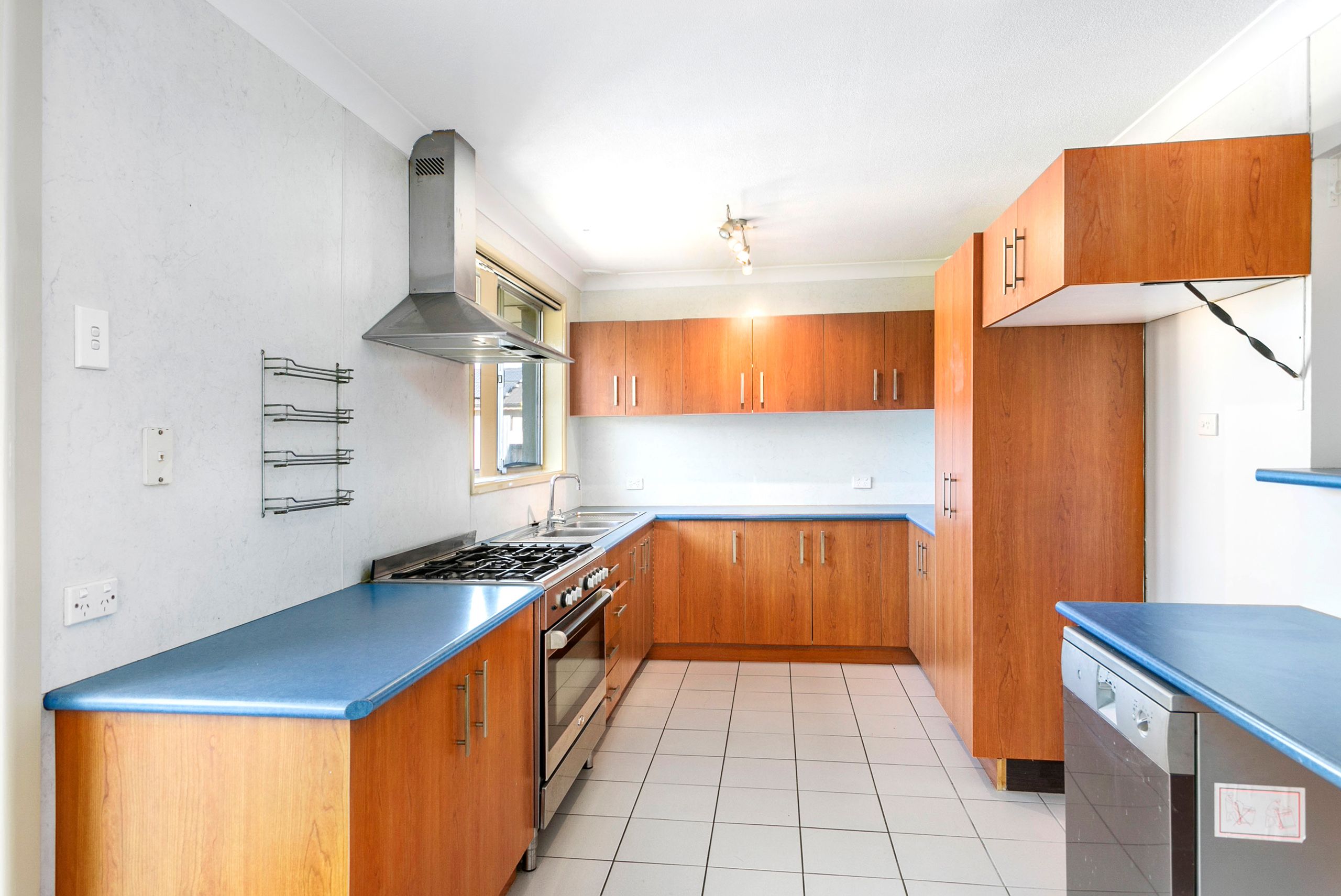 31 Coolibah Avenue, Albion Park Rail, NSW 2527