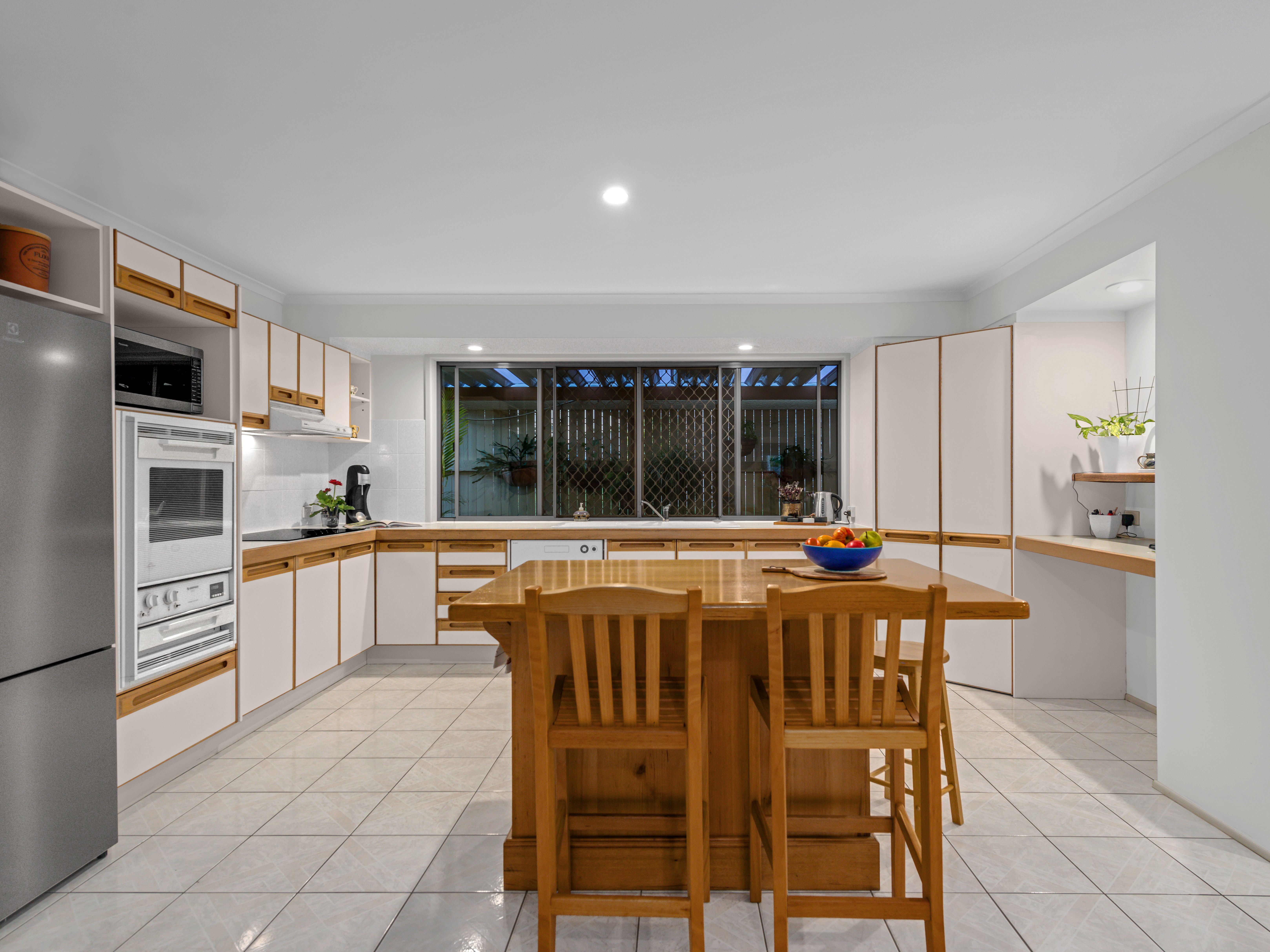 11 Beaumont Street, Carina Heights, QLD 4152