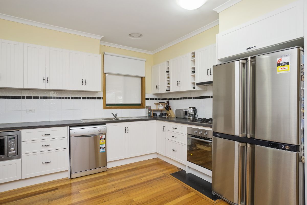 4 Gossamer Street, Werribee VIC 3030