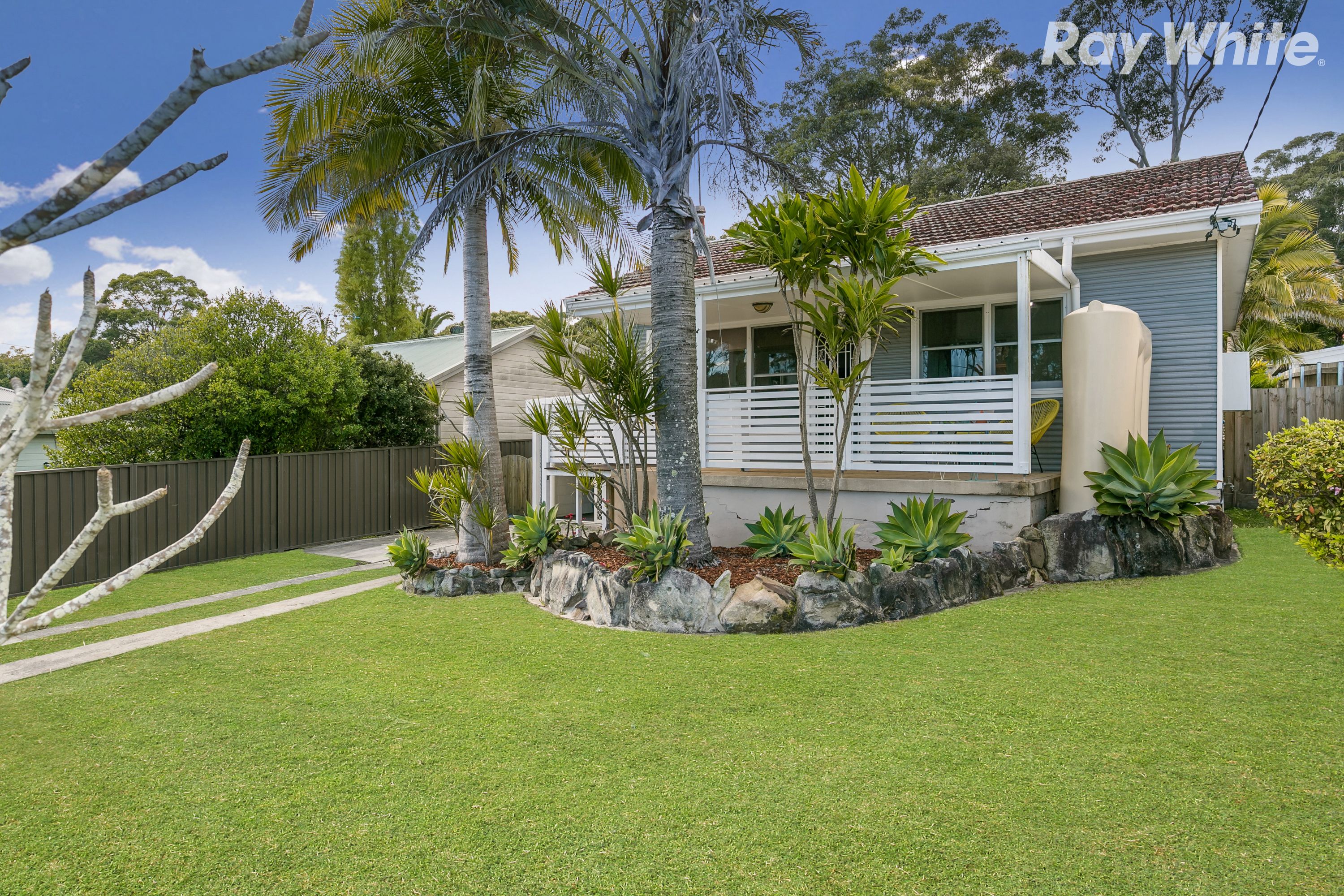 135 Davistown Road