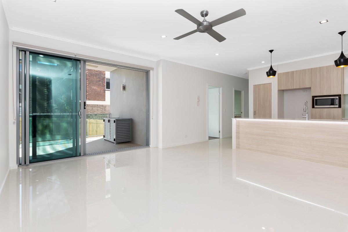 8/7 Durham, Coorparoo, QLD 4151