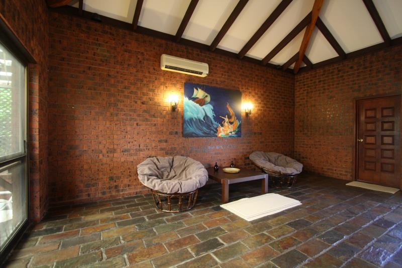 154 Chatsworth Road, Coorparoo, QLD 4151