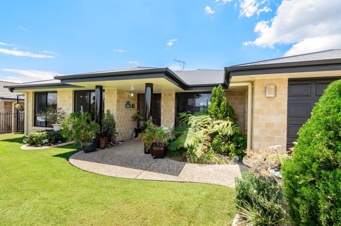 11 Wyara Close, Clinton, QLD 4680