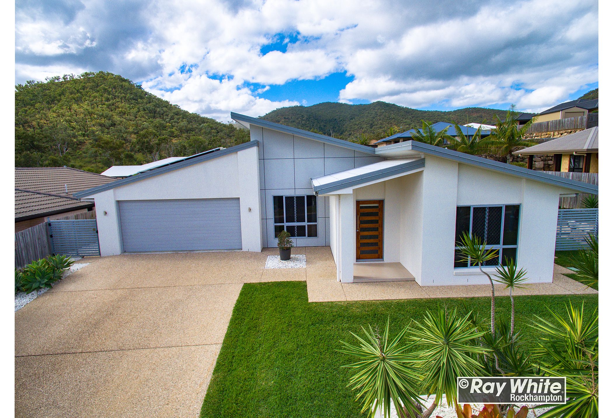 38 Laird Avenue, Norman Gardens QLD 4701