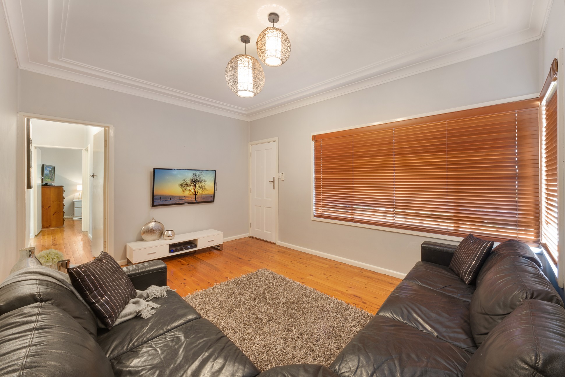 17 Kendall Street, Campbelltown, NSW 2560