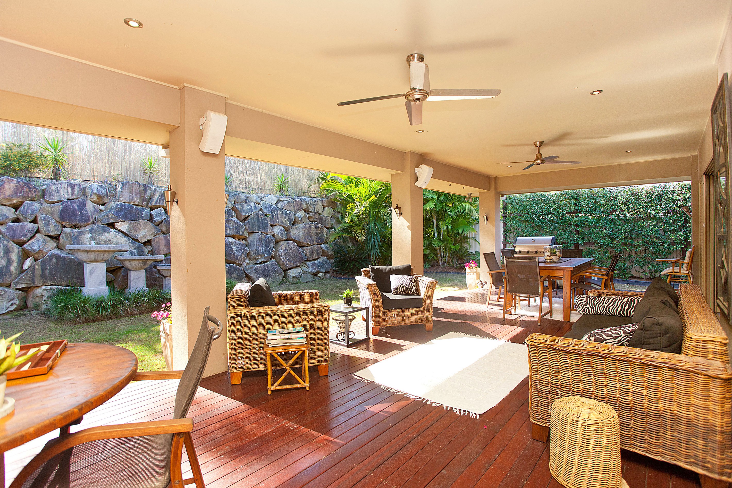 11 Banbrook Court, Molendinar, QLD 4214