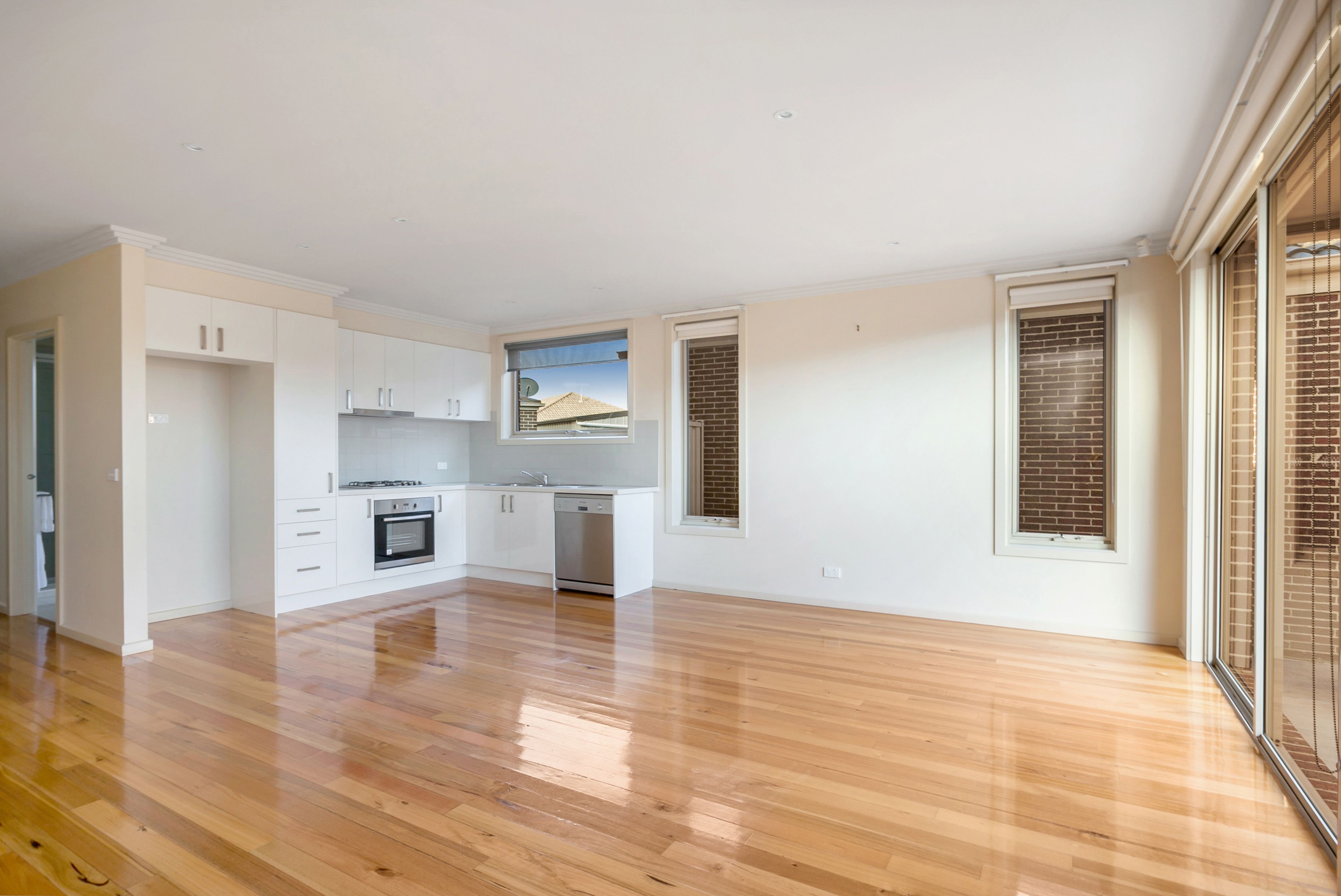 12/13 Elsey Road, Reservoir, VIC 3073