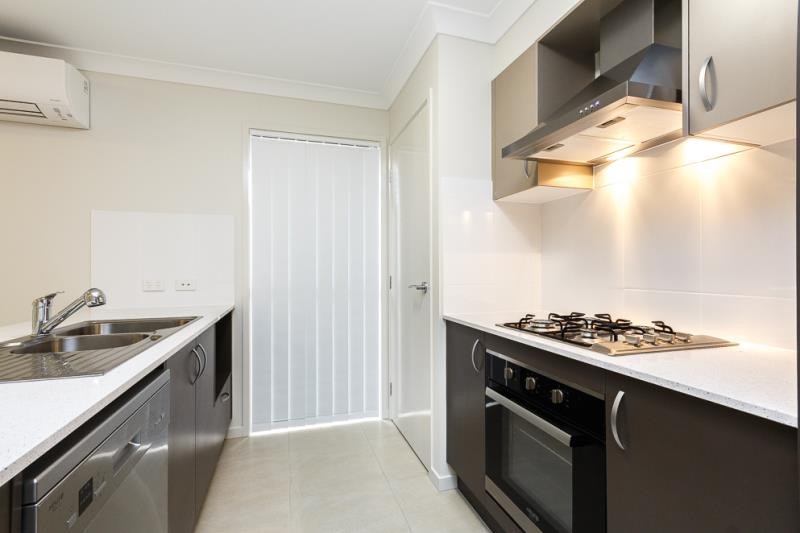 13 Hillard Street, Yarrabilba, QLD 4207