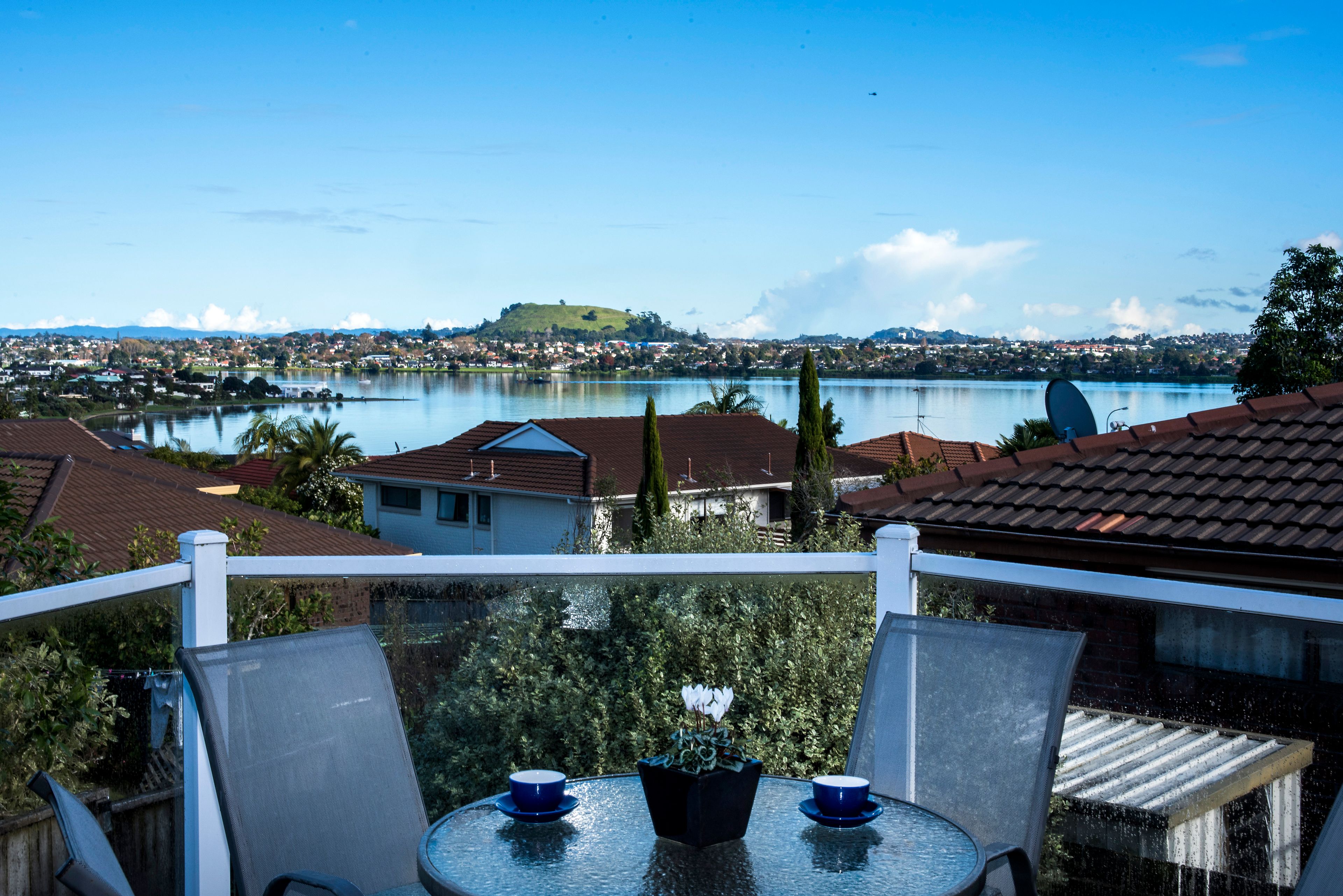 15b Ullswater Place, Half Moon Bay, Manukau City