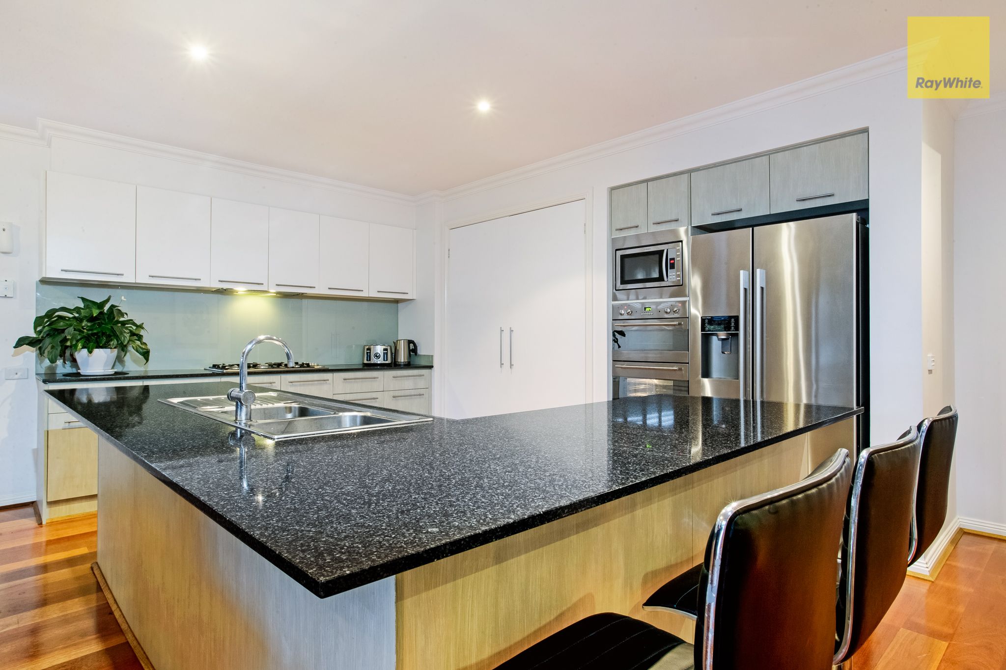 30 Domain Drive, Hillside, VIC 3037