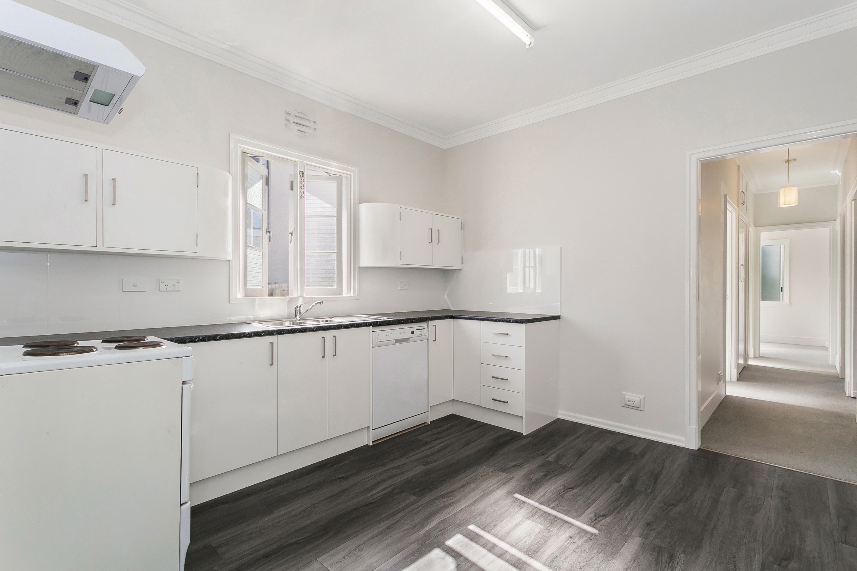 15 Medina Street, Moorooka, QLD 4105