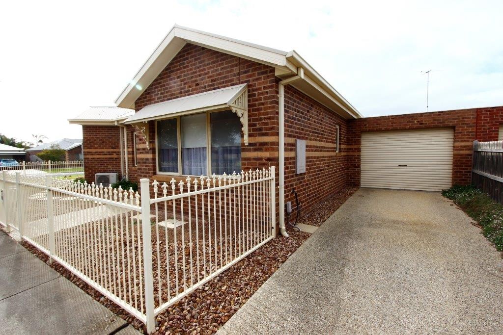 14 Smith Street, Grovedale, VIC 3216