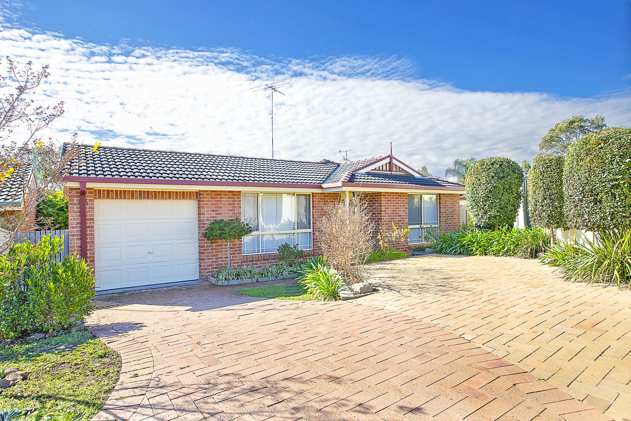 5 Becke Court