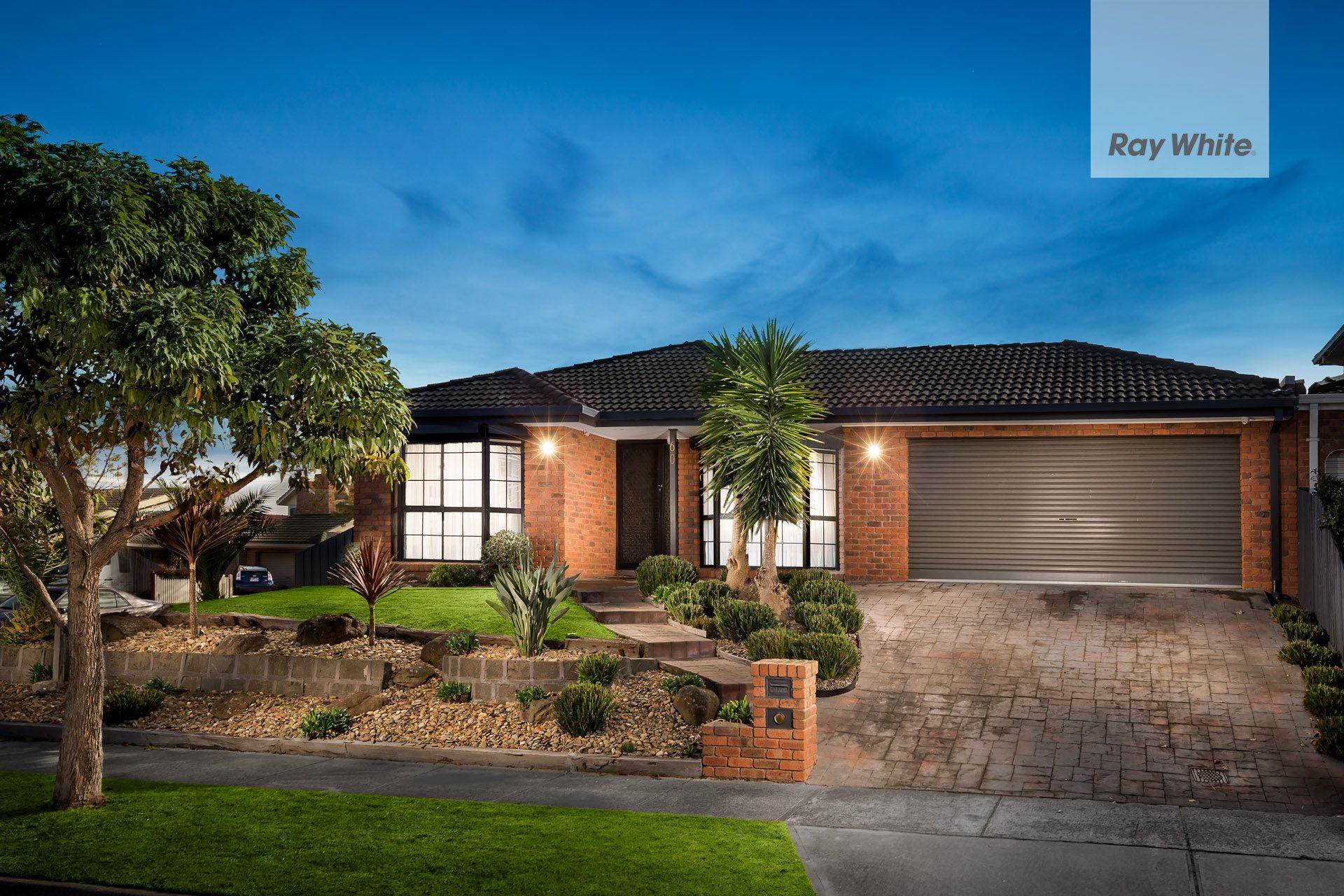60 Lady Penrhyn Avenue, Mill Park VIC 3082