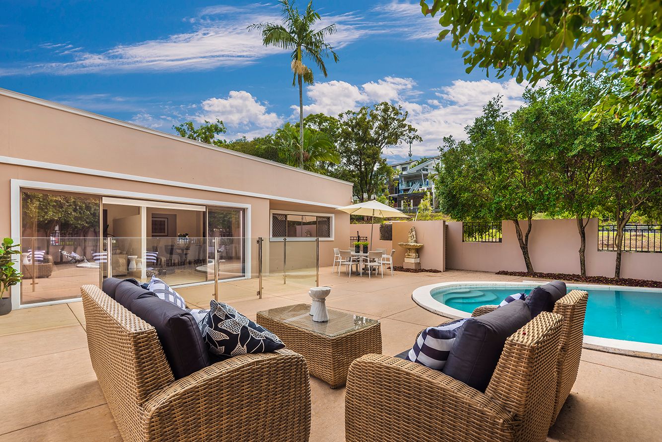 34 Mikado Street, Hamilton, QLD 4007