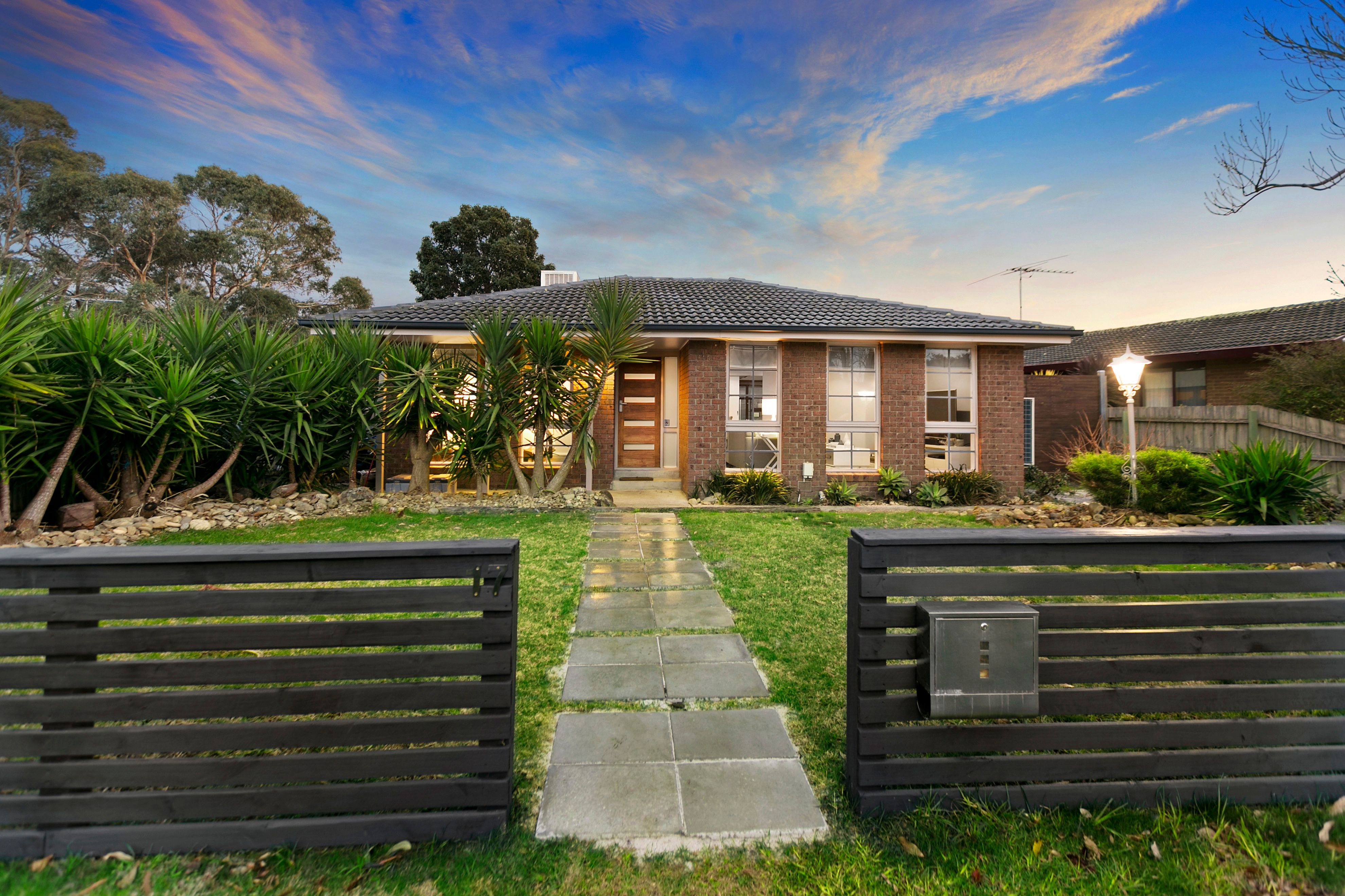 17 Partridge Crescent, Frankston VIC 3199