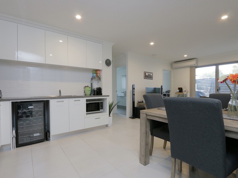 2/129 Briggs Street, Kewdale, WA 6105
