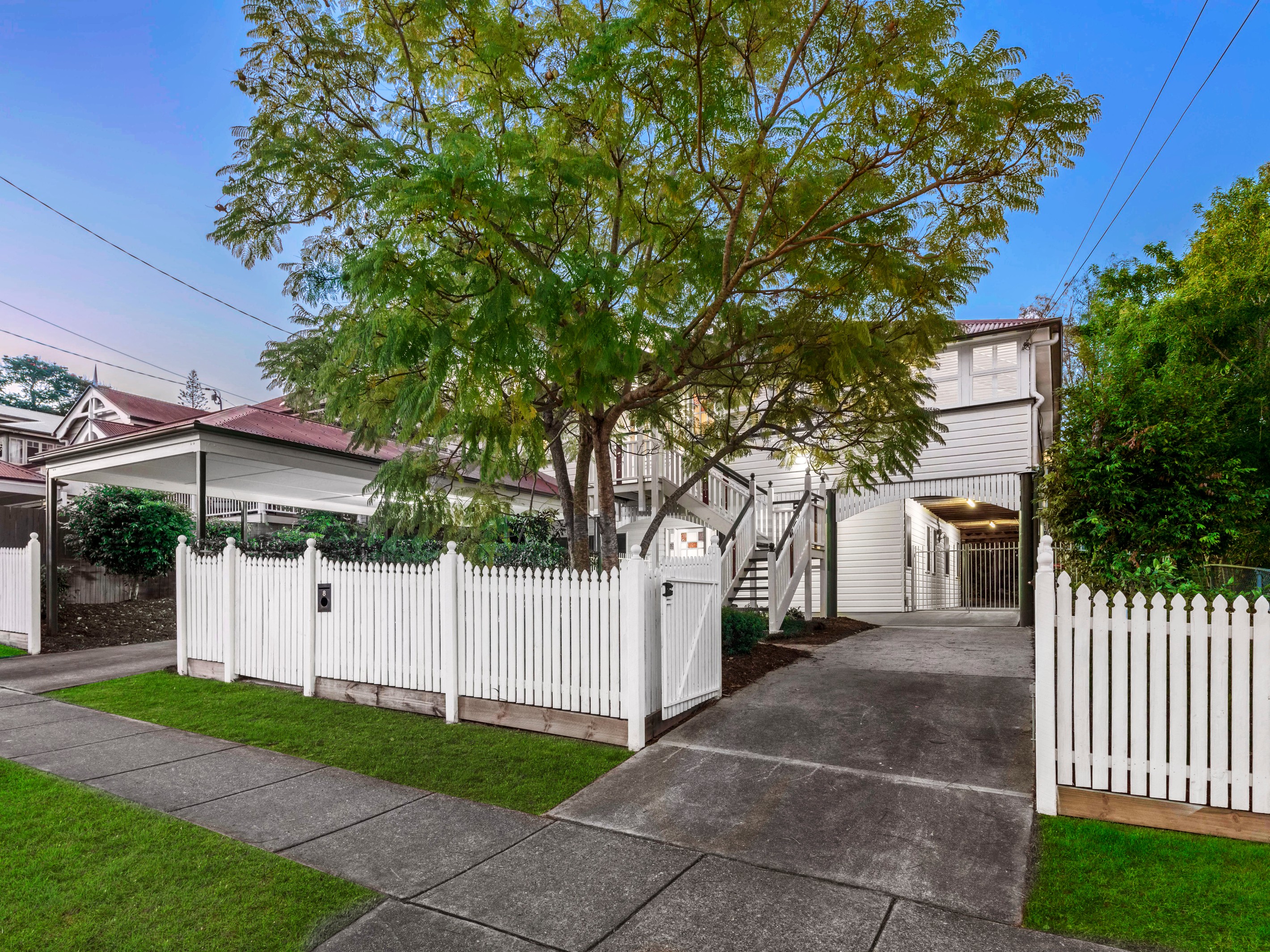 8 Baringa Street, Morningside, QLD 4170