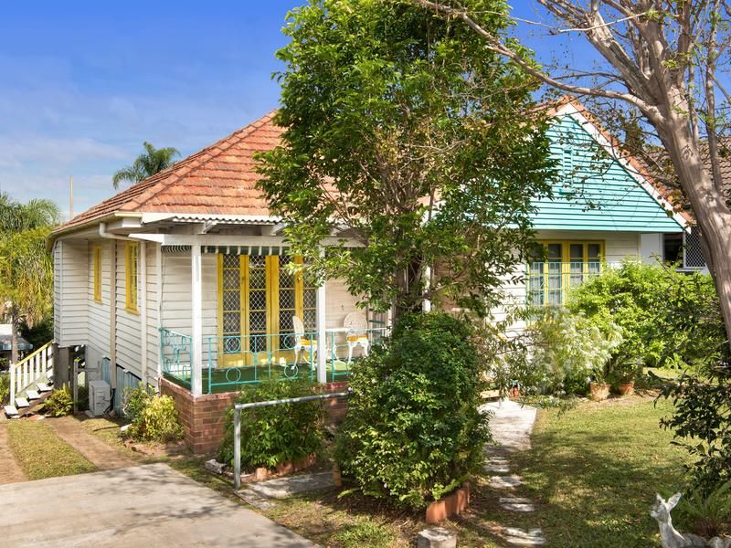 174 Barton Road, Hawthorne, QLD 4171