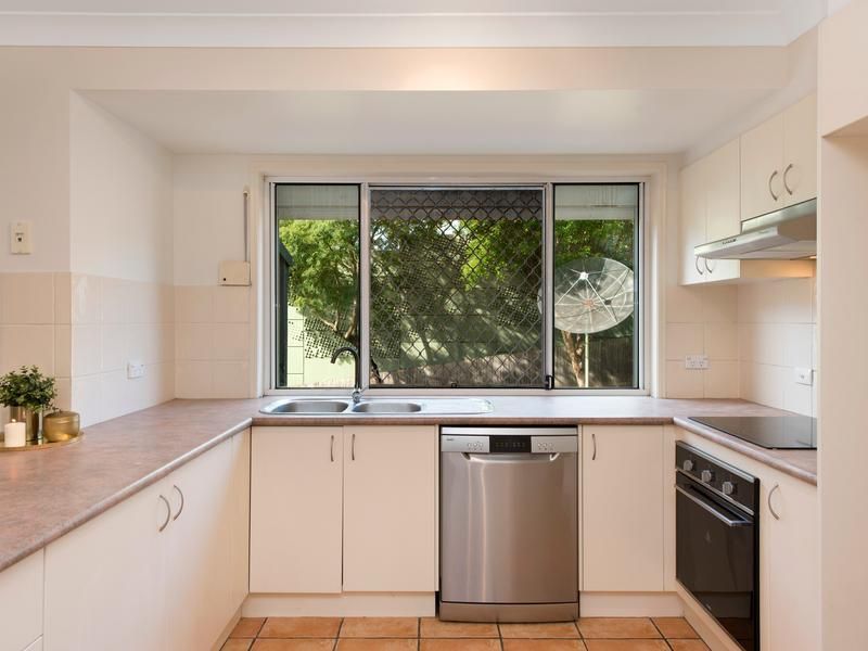 38 Ridgeview Street, Carindale, QLD 4152