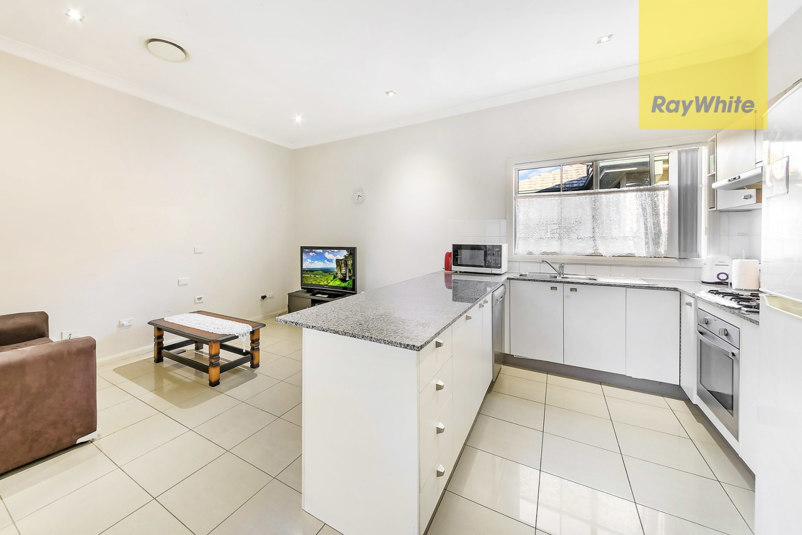 2/128 Dunmore Street, Wentworthville, NSW 2145