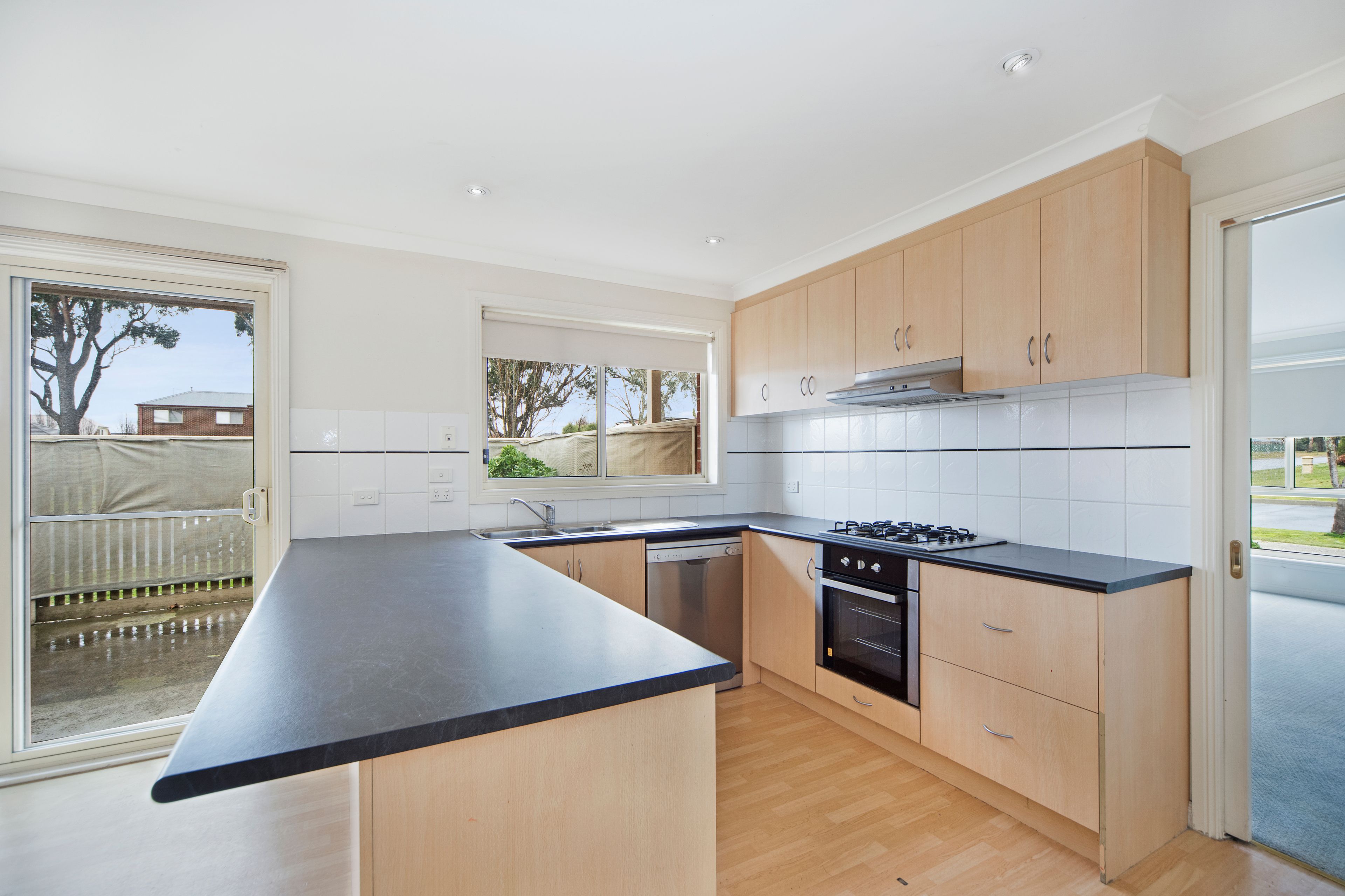 25 St Johns Wood, Lake Gardens, VIC 3355